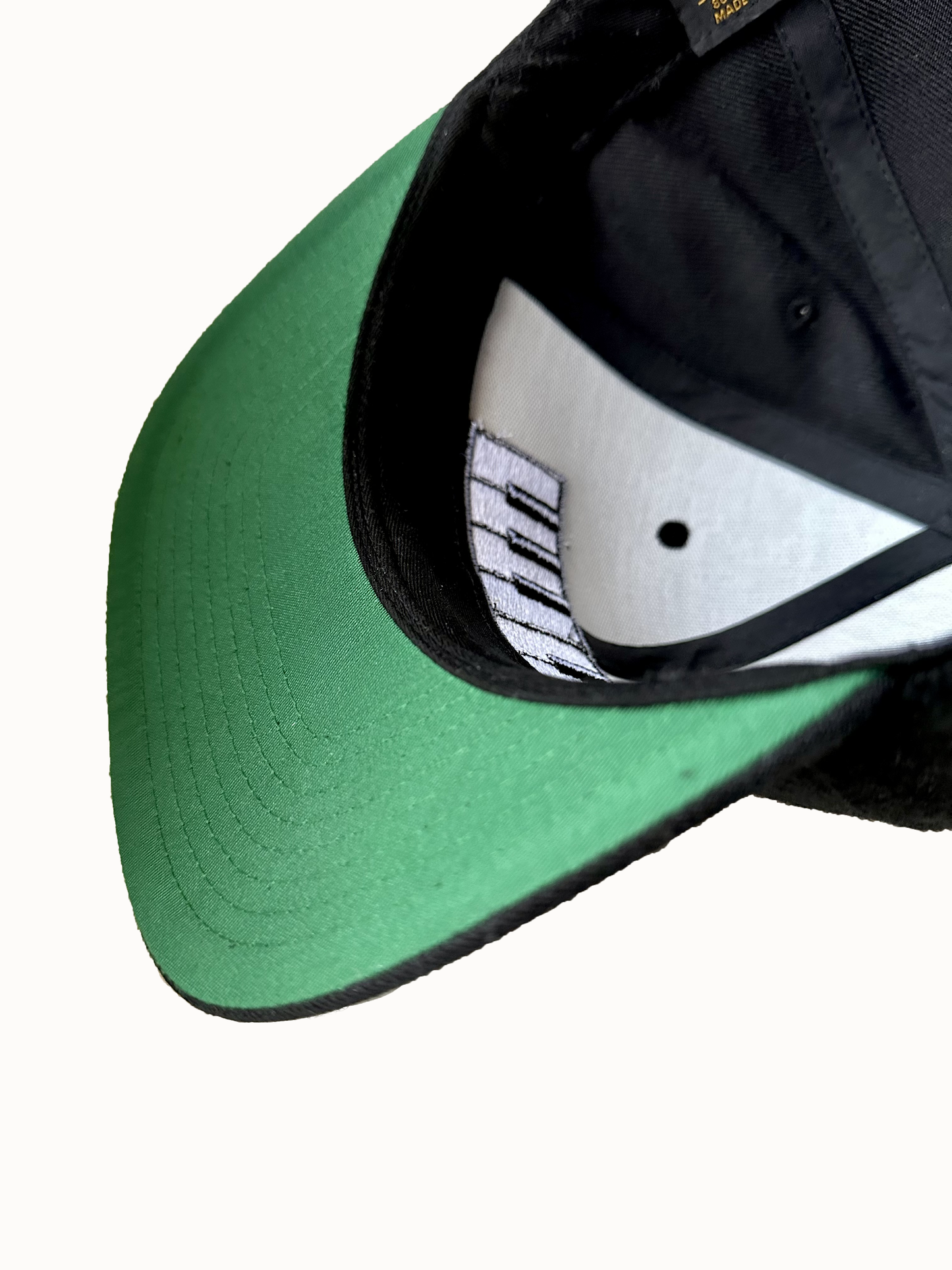 3D-Puff Embroider Piano - Classic Flat Visor Black Cap