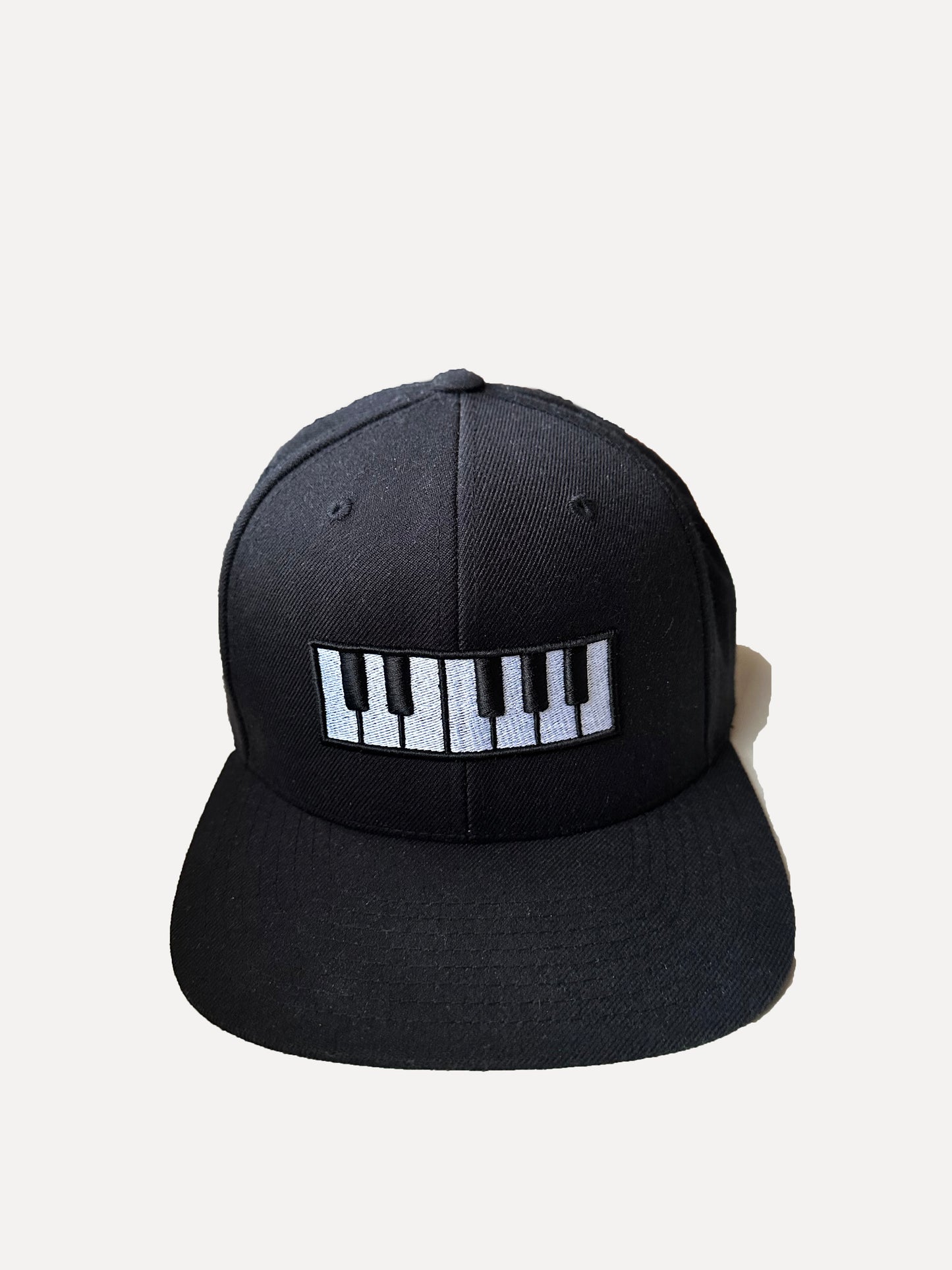 3D-Puff Embroider Piano - Classic Flat Visor Black Cap